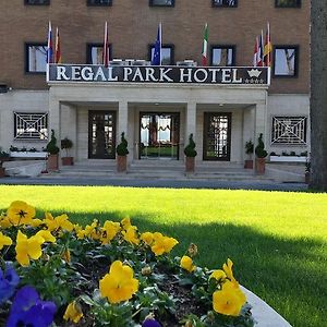 Regal Park Hotel